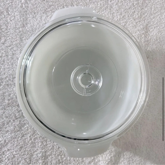 Vintage Milk Glass Green Daisy Flower Round Casserole Dish W Lid - Picture 5 of 14